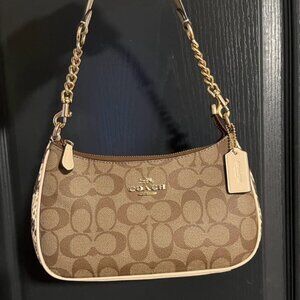 Coach Teri Shoulder Bag